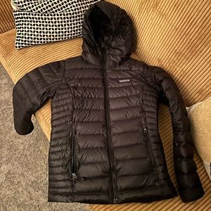 Patagonia hoodie down jacket size xxs